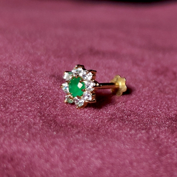 American Diamond 9 Stone Green Nosepin