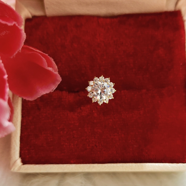 American Diamond 13 Stone Nose Pin