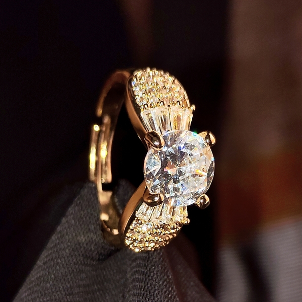 Cropped Faux leather Jacket