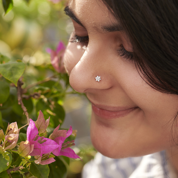 American Diamond Seven Stone Nose Pin
