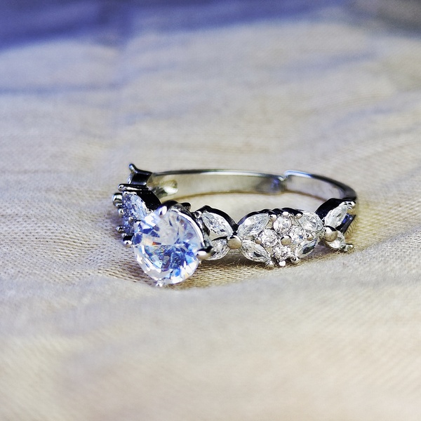 Cropped Faux leather Jacket