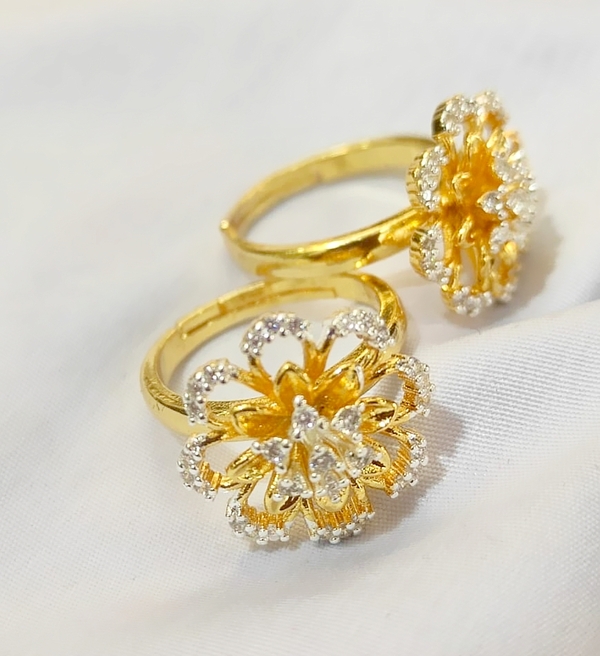 American Diamond Goldmix Lily Ring