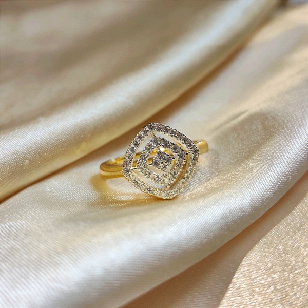 American Diamond Rectangular Goldmix Ring