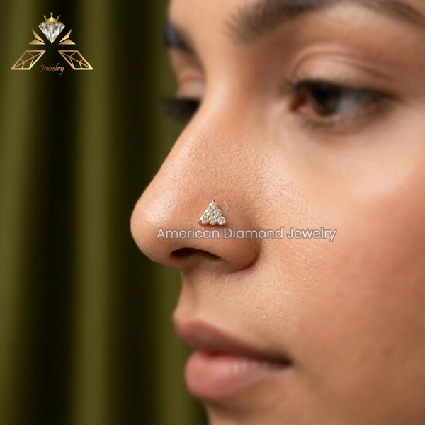 Americsn Diamond 6 Stone Ecliptic Triangle Nosepin